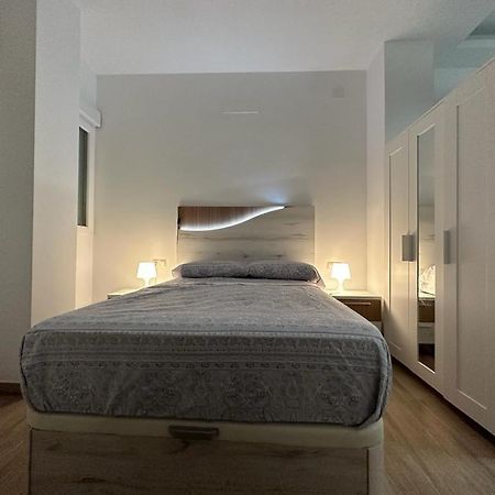 Апартаменты Sky Garden Malaga Centro Экстерьер фото