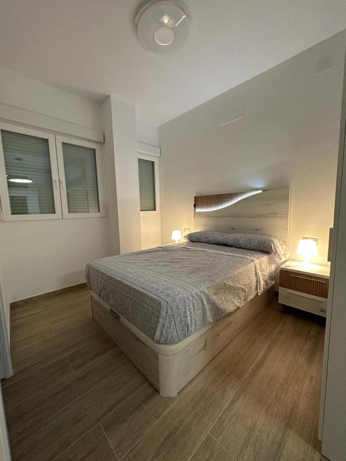 Апартаменты Sky Garden Malaga Centro Экстерьер фото