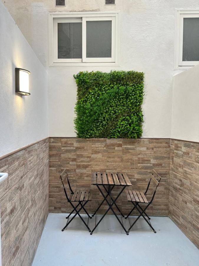 Апартаменты Sky Garden Malaga Centro Экстерьер фото