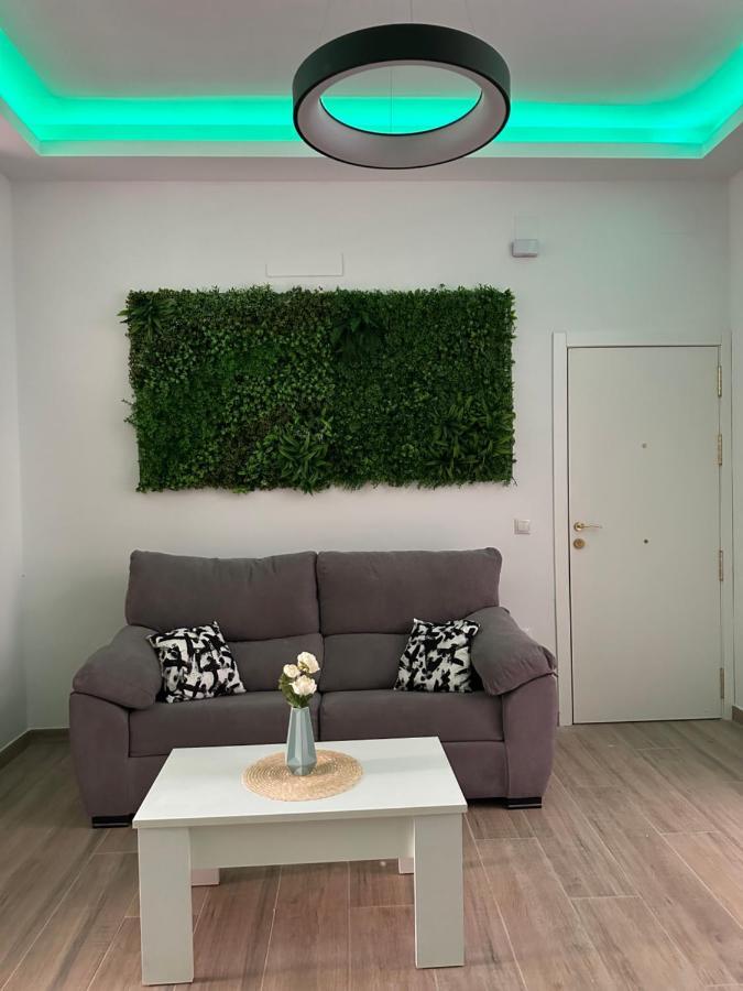Апартаменты Sky Garden Malaga Centro Экстерьер фото